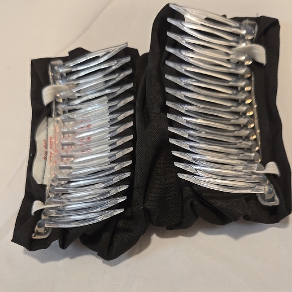 Stylish Women's Hair Accessories Set - Black, Blue, Pink - Picture 5 of 16